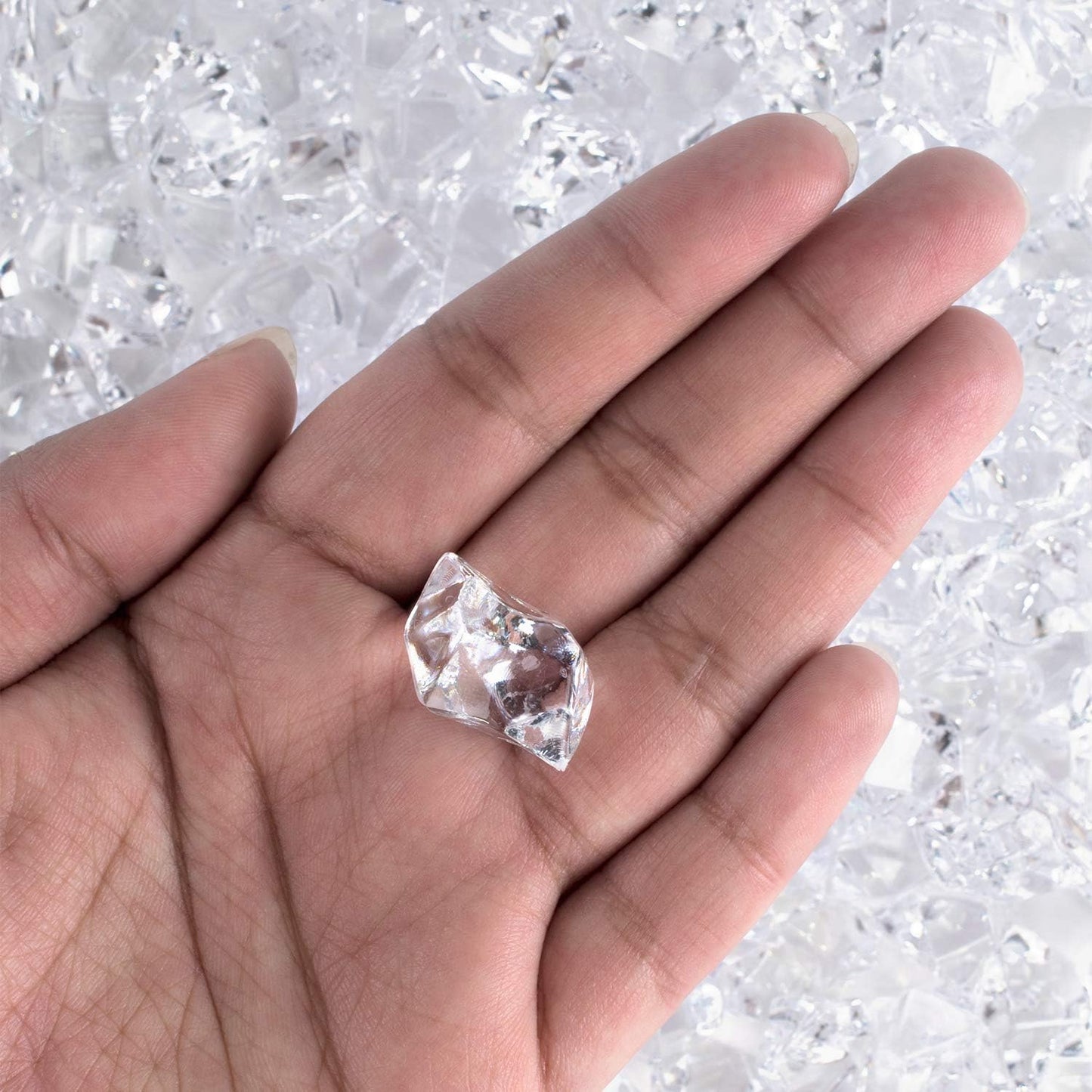 Super Z Outlet 3 Pound Bag Clear Fake Ice Cubes Acrylic Rock Diamond Crystals Treasure Crushed Gems for Vase Fillers, Table Scatter, Birthday Decoration Favor, Event, Wedding, Arts & Crafts