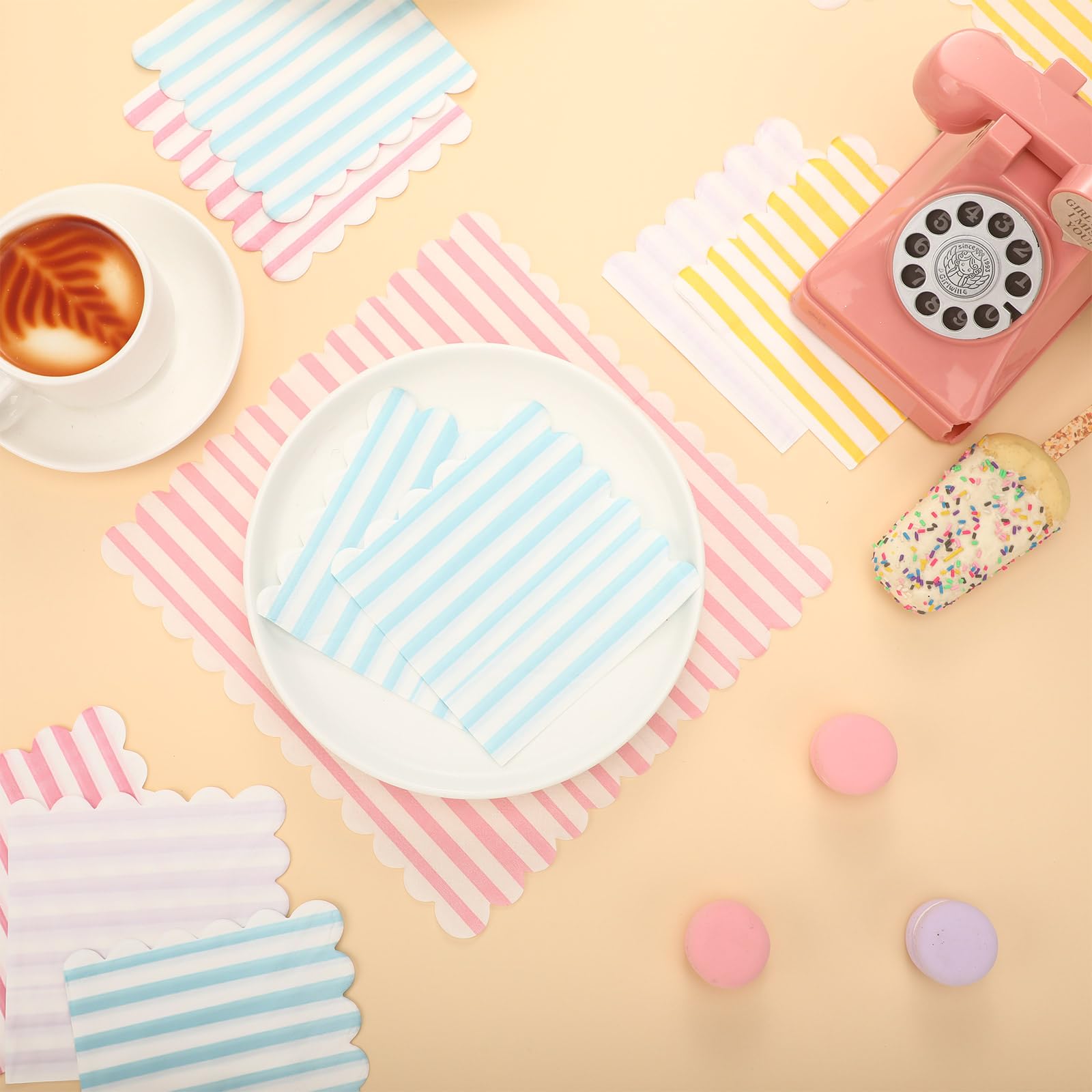 Tenceur 100 Pcs Summer Cocktail Paper Napkin Scalloped Pastel,Four Colors