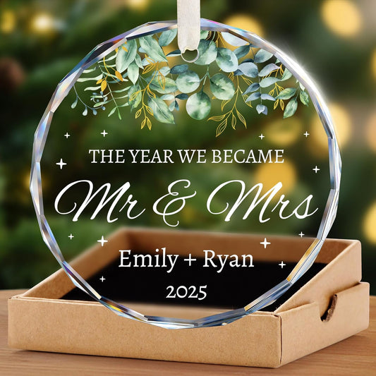 First Christmas Married Ornament 2025 - Personalized Wedding Gifts for Couples - Mr and Mrs Crystal Christmas Tree Ornaments - Bridal Shower Gifts for Newlywed, Bride, Her, Just Married