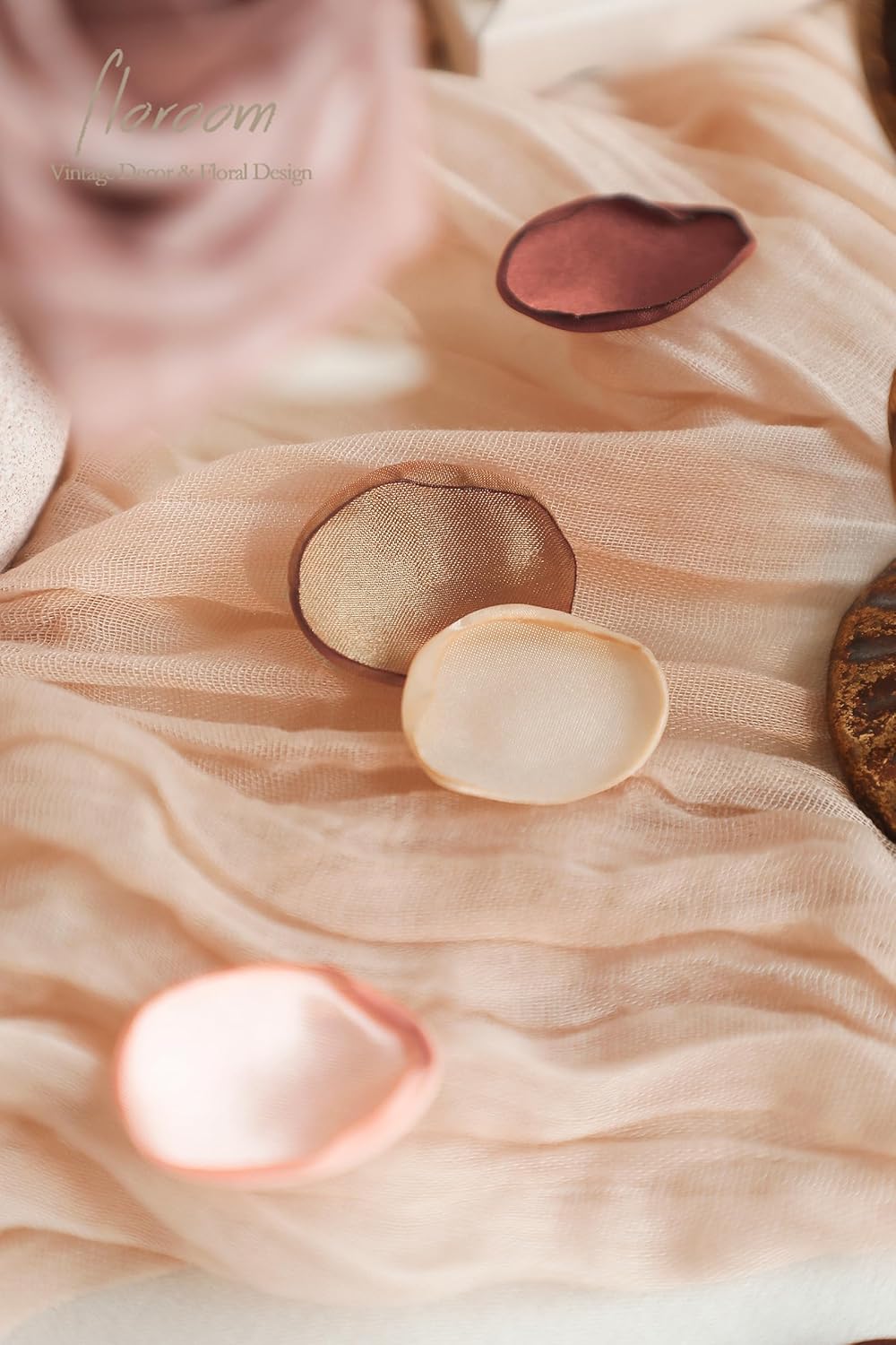 Floroom 300pcs Rose Petals Earth Tones Brown Faux Silk Flower Petals for Wedding Flower Girl Basket Aisle Scatter Dinner Table Centerpieces Party Confetti Bridal Shower Romantic Night Decoration