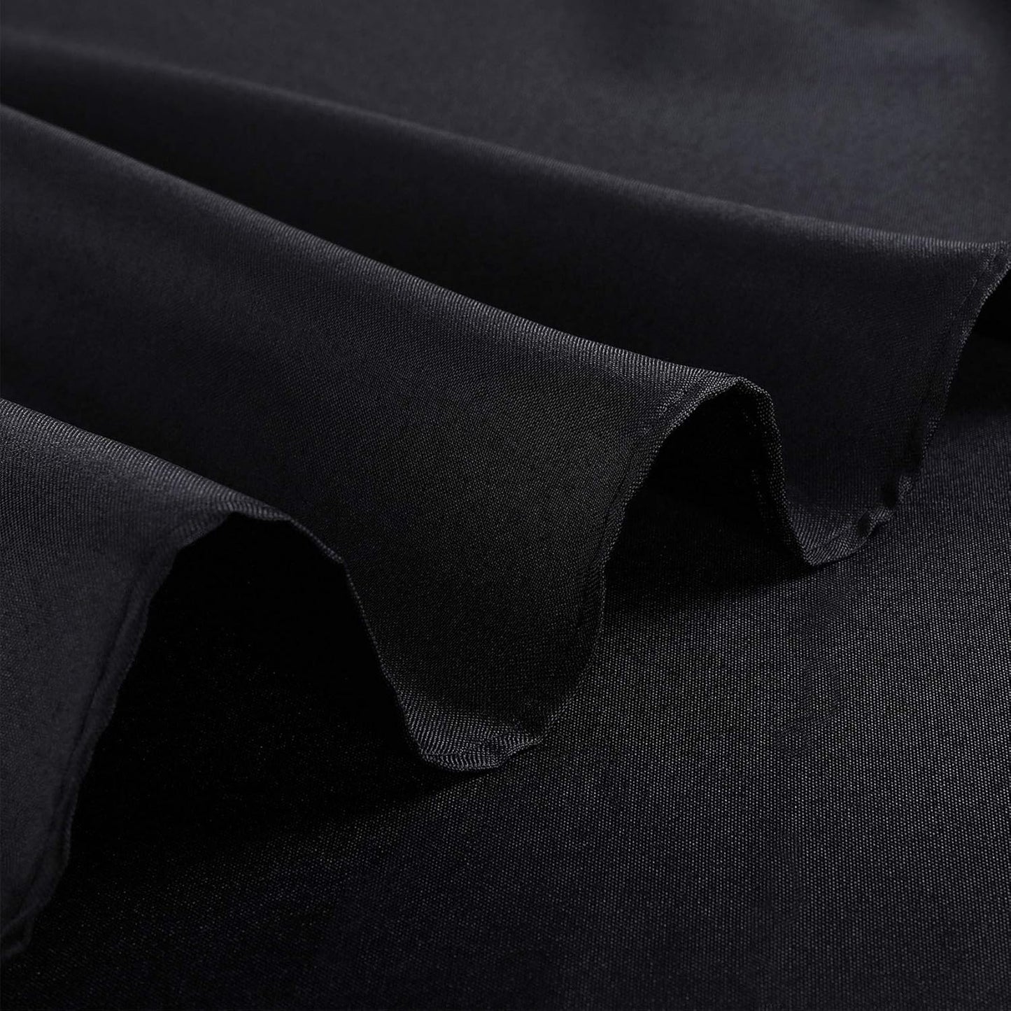 Ascoza 6pack 120 Inch Black Round Tablecloth in Polyester Fabric for Wedding/Banquet/Restaurant/Parties