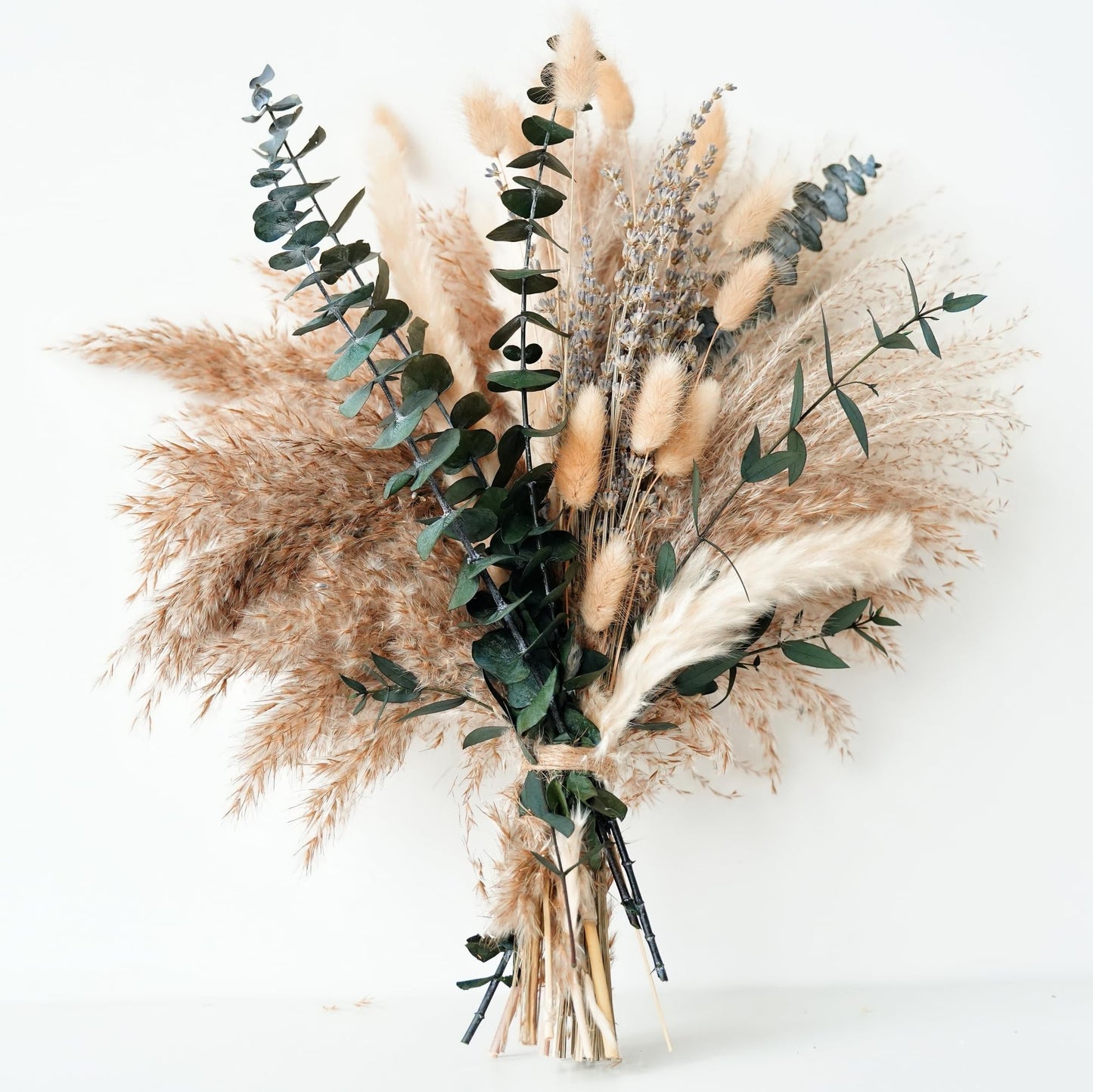 Green Pampas Grass Boho Bouquet – Exquisite Lavender and Eucalyptus Dried Flower Arrangements for