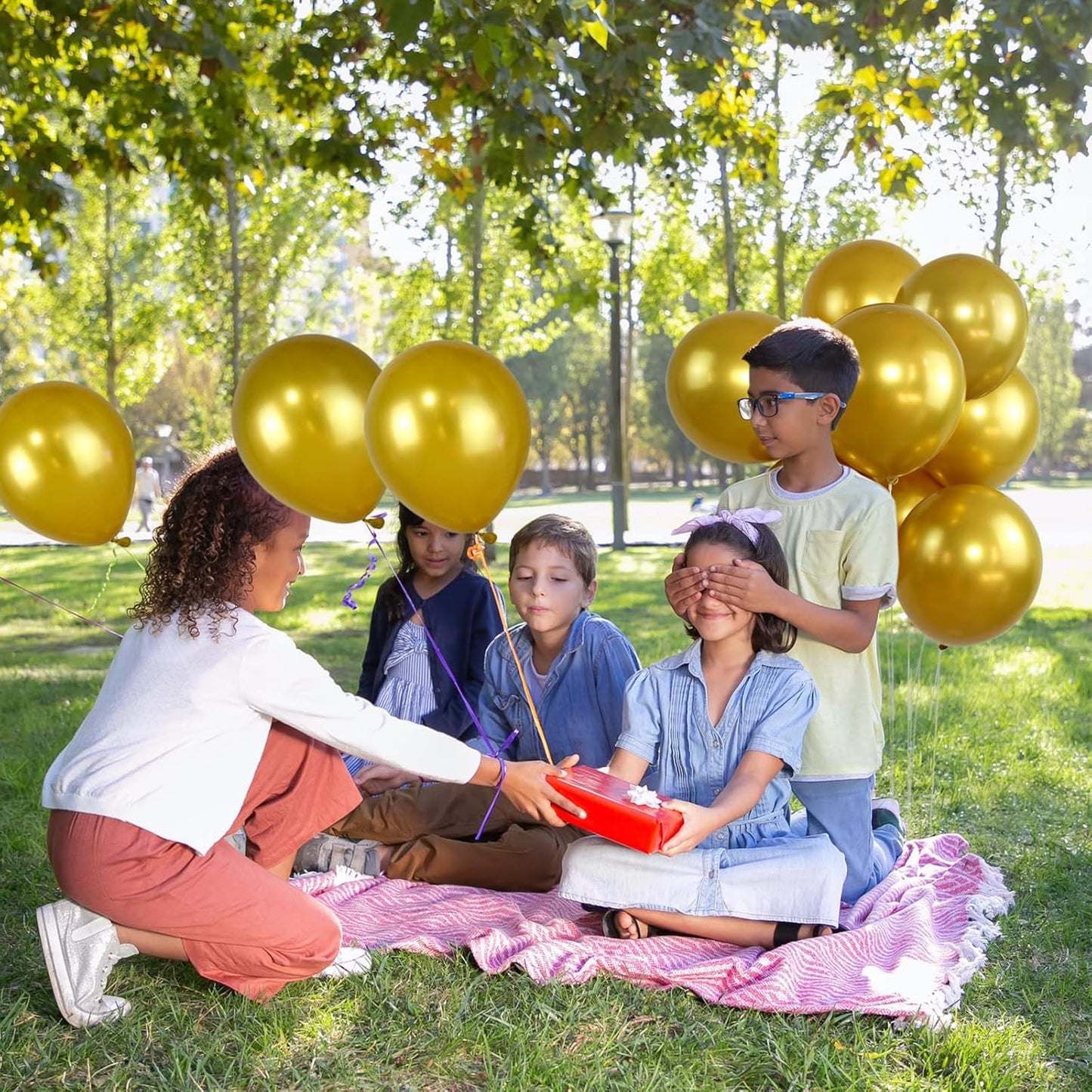 Gold Metallic Balloons 12 Inch, 100pcs Latex Helium Balloons for Birthday Graduation Baby Shower Wedding Anniversary Party Decorations