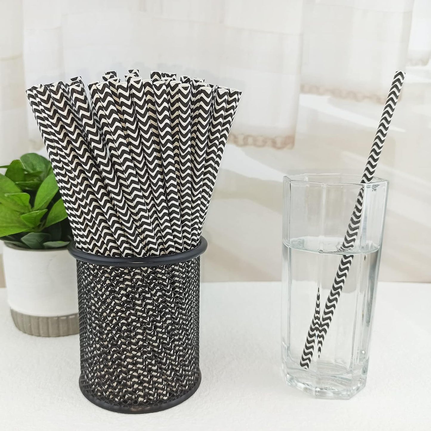 YAOSHENG Premium Disposable Waves Striped Drinking Paper Straws, Pack 100 Black Waves Paper Straws for Cocktail Party Supplies,Birthday,Bridal/Baby Shower,Juice,Shakes (Black Waves)