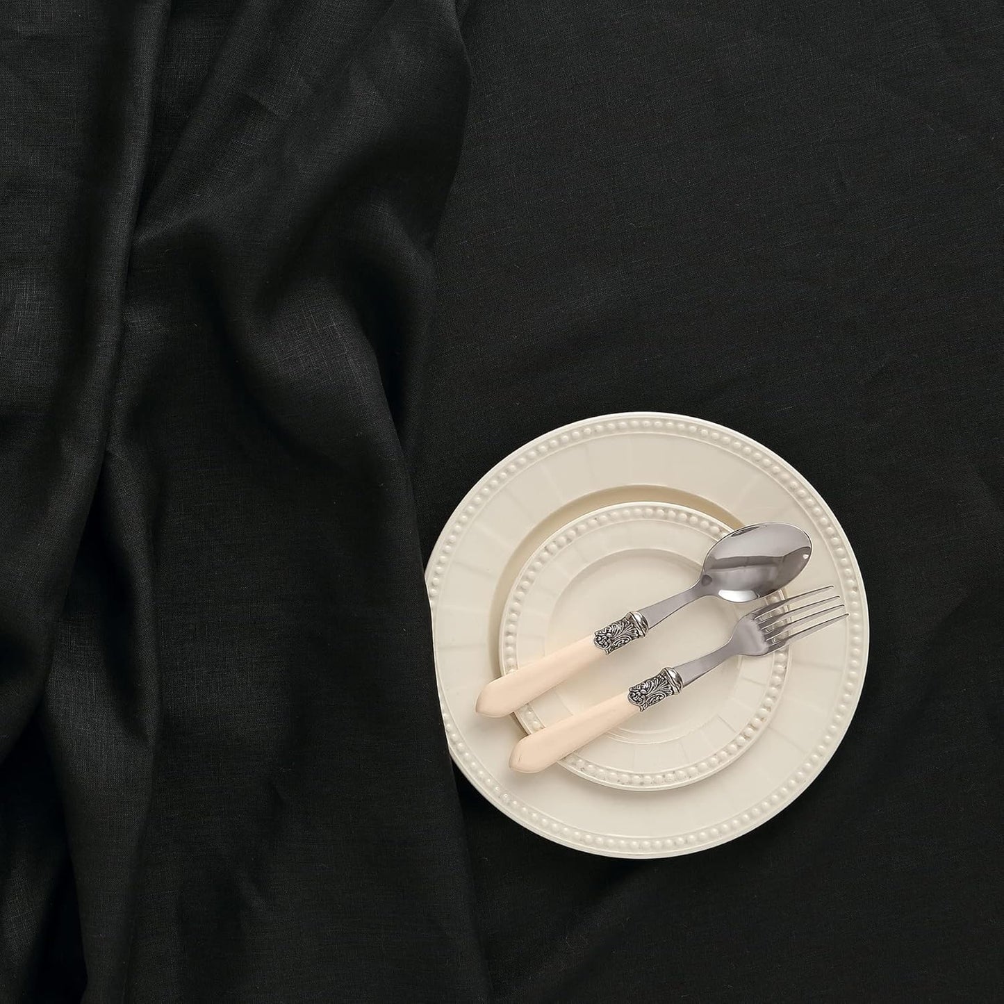 Solino Home Linen Black Tablecloth 60 x 132 Inch - 100% Pure Linen Rectangular Tablecloth - Machine Washable Table Cloth for Fall, Autumn, Halloween, Thanksgiving, Christmas - Fete