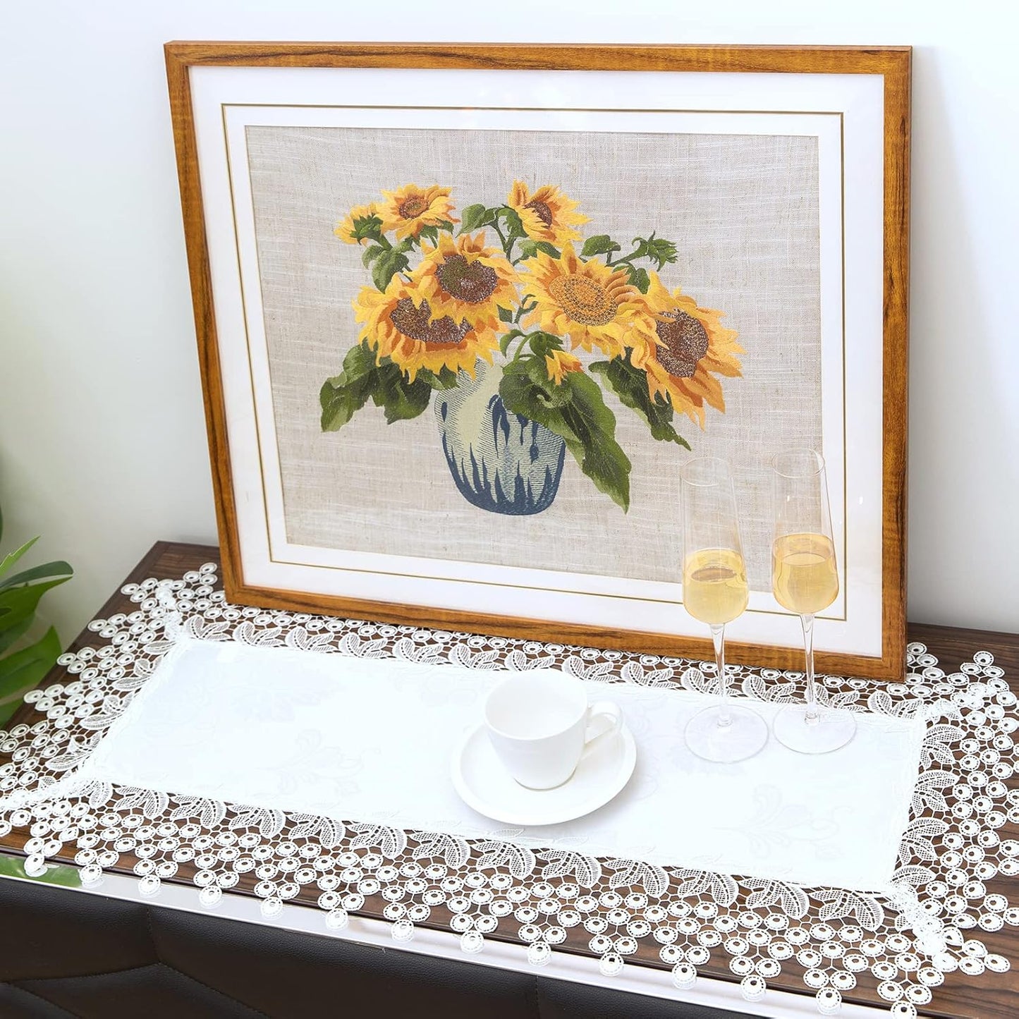 White lace Premium Rectangle Farmhouse Table Runner Waterproof OilProof SpillProof AntiShrink Soft Wrinkle Resistant Decorative Fabric Table Cover Kitchen Dinning Party Wedding Banquet