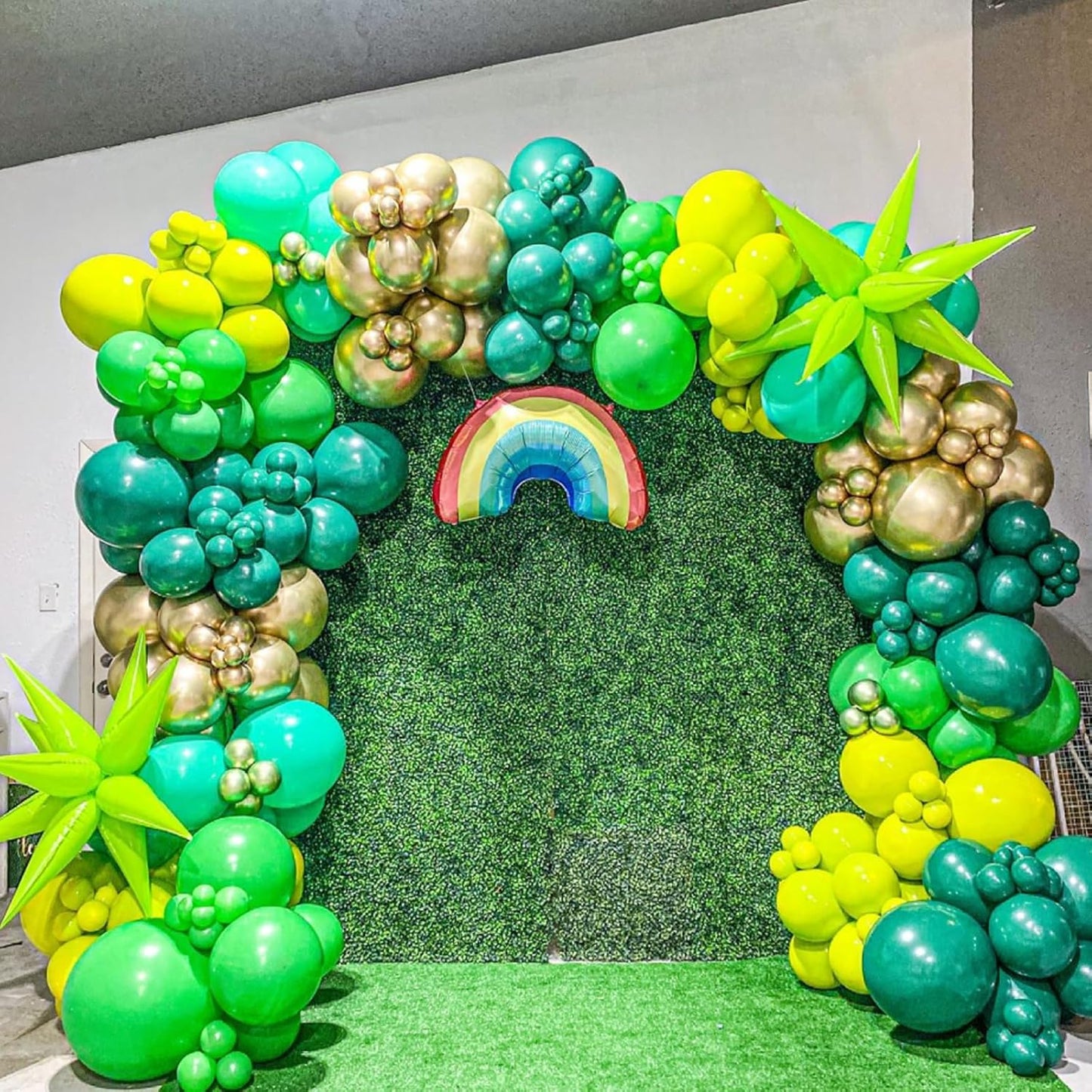 Green Balloons Arch Garland Kit, 98pcs Green Balloon Difference Sizes Latex Balloons with 16ft Tape Strip & Dot Glue for Birthday Baby Shower Jungle Safari St. Patrick's Day Decoration