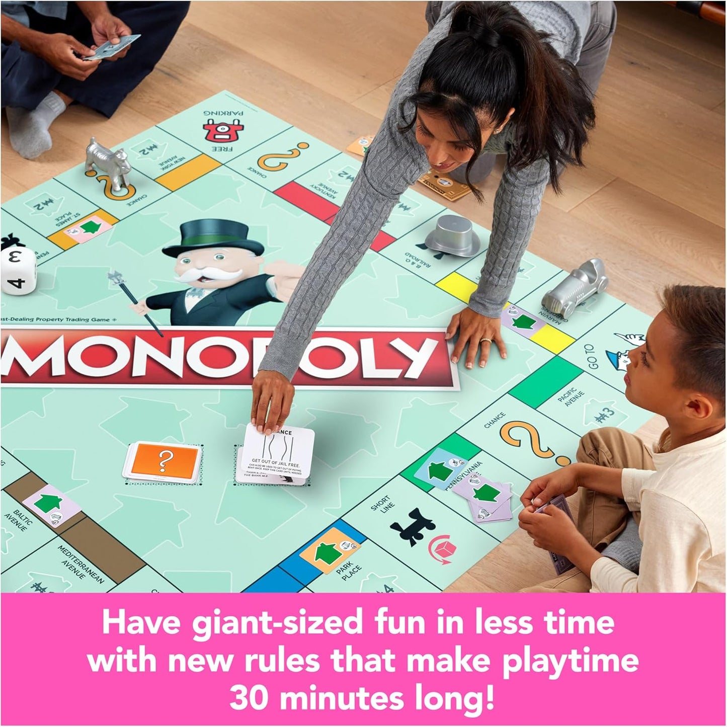Spin Master Games, Monopoly Giant Edition, Classic Family Board Game for Indoor & Outdoor Play with Oversized Board, Screenless Activity, 2-4 Players, for Ages 6 & Up