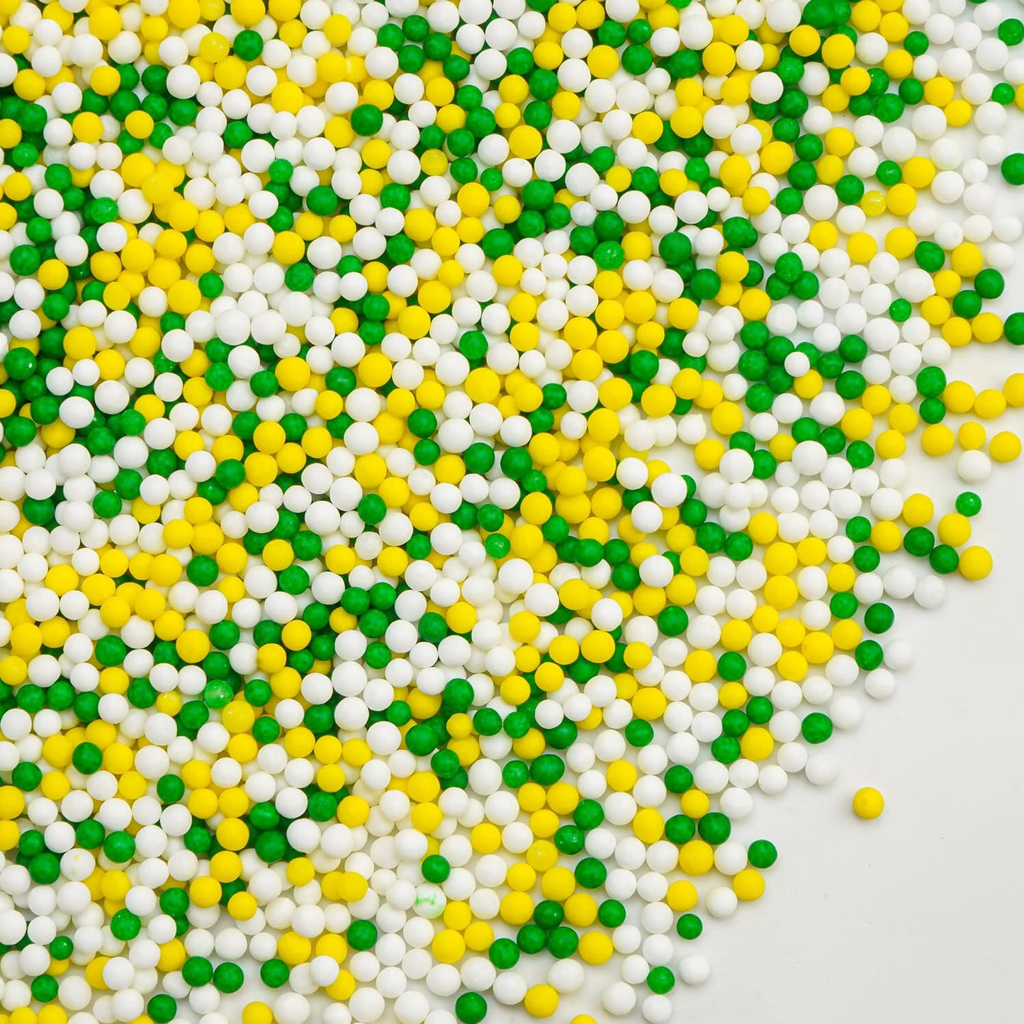 Green Nonpareils Sprinkles for Cake Decorating, Edible Yellow Green And White Candy, Fun Spring Baking Sugar, Perfect for Cake Decorations, Cupcake Topper, Ice Cream, 150g/5.29oz