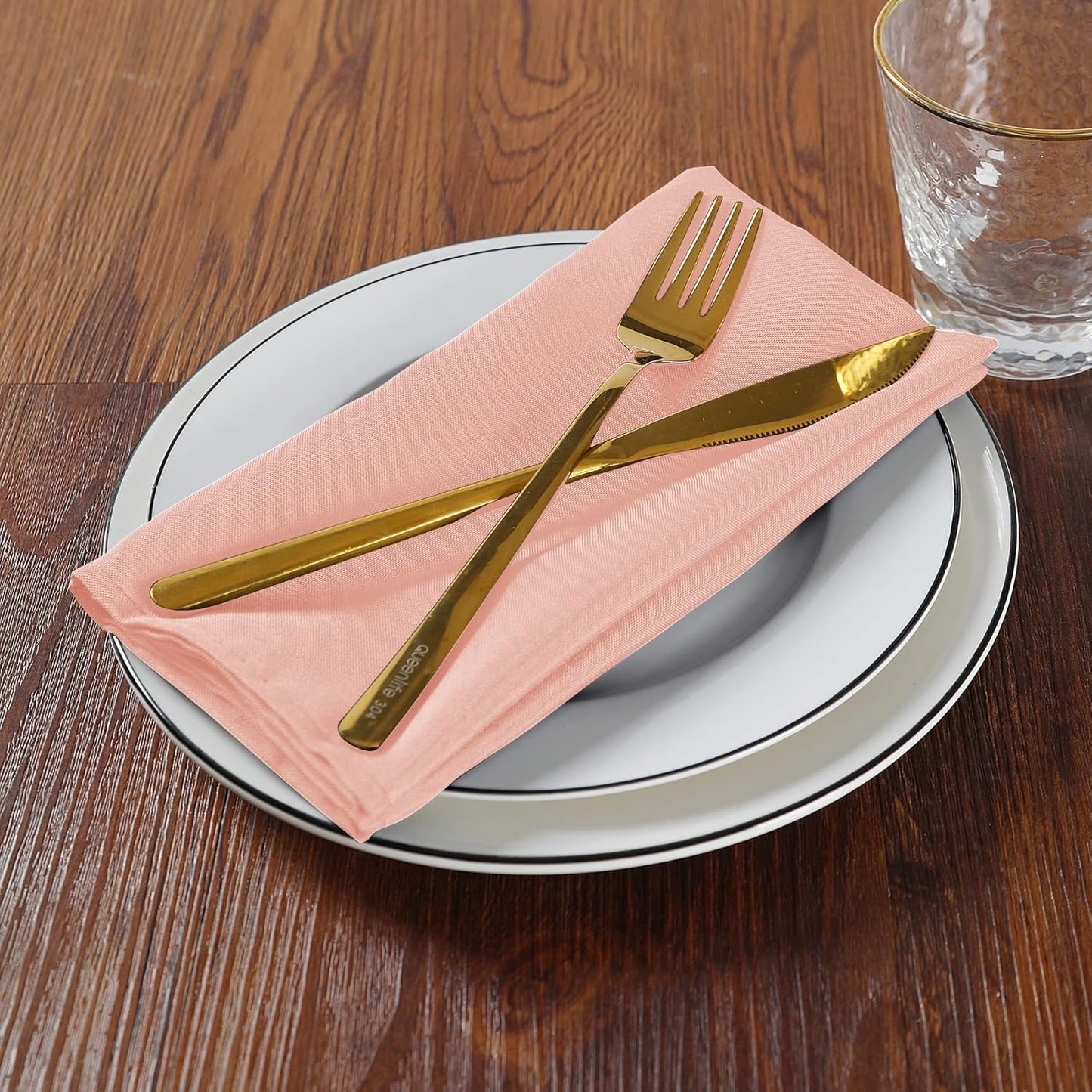 Cloth Napkins 20x20 inch Washable Polyester Dinner Napkins Soft Table Napkins for Wedding Party Dining Banquet(Dusty Pink,12PCS)