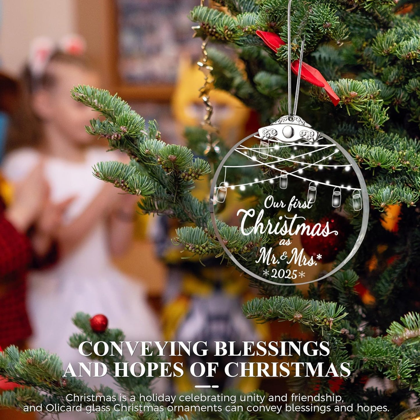 Wedding Gifts for Couples 2025, Mr and Mrs Gifts, First Christmas Married Ornament 2025, Bridal Shower Gift, Just Married Gift for Newlywed Couple Bride, Glass Wedding Ornament