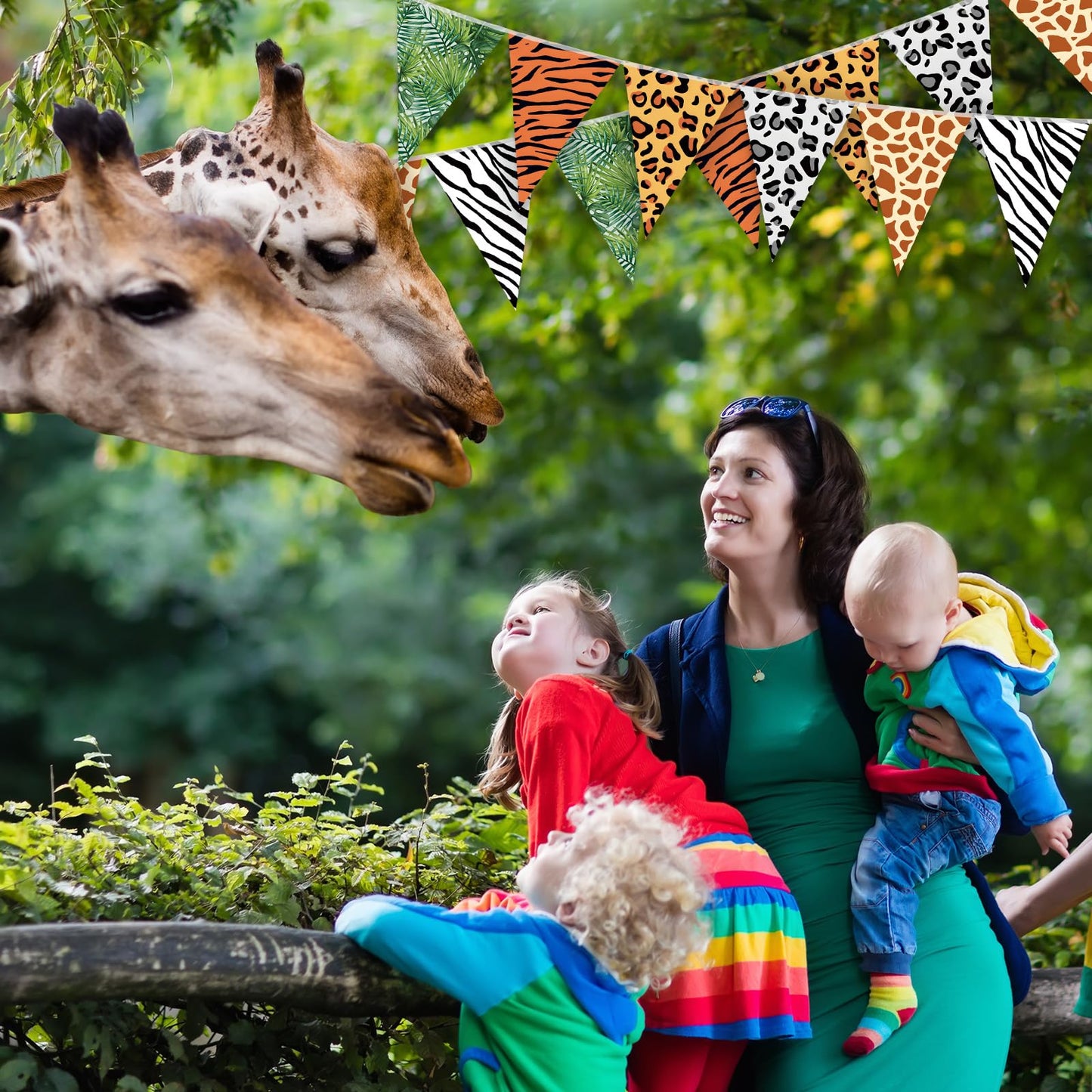 Tiamon 5 Pcs Jungle Safari Animal Banner 49.2 Ft Triangle Flags Party