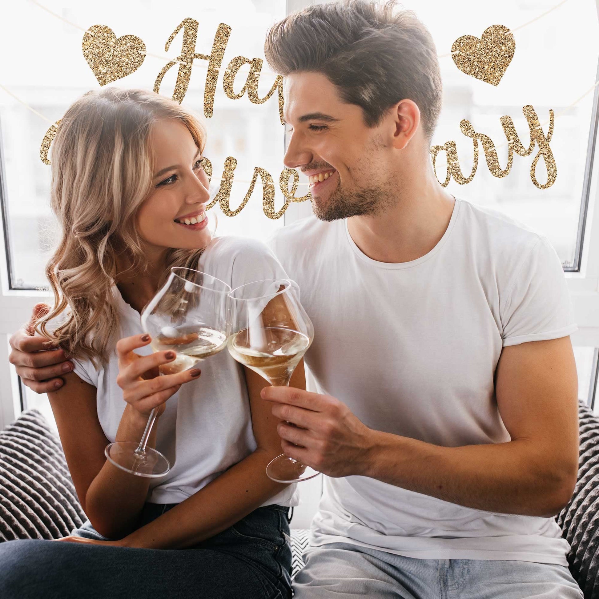 Pre-Strung Happy Anniversary Banner - Gold Glitter Anniversary Banner