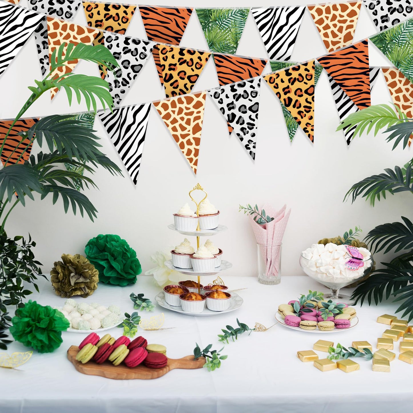 Tiamon 5 Pcs Jungle Safari Animal Banner 49.2 Ft Triangle Flags Party