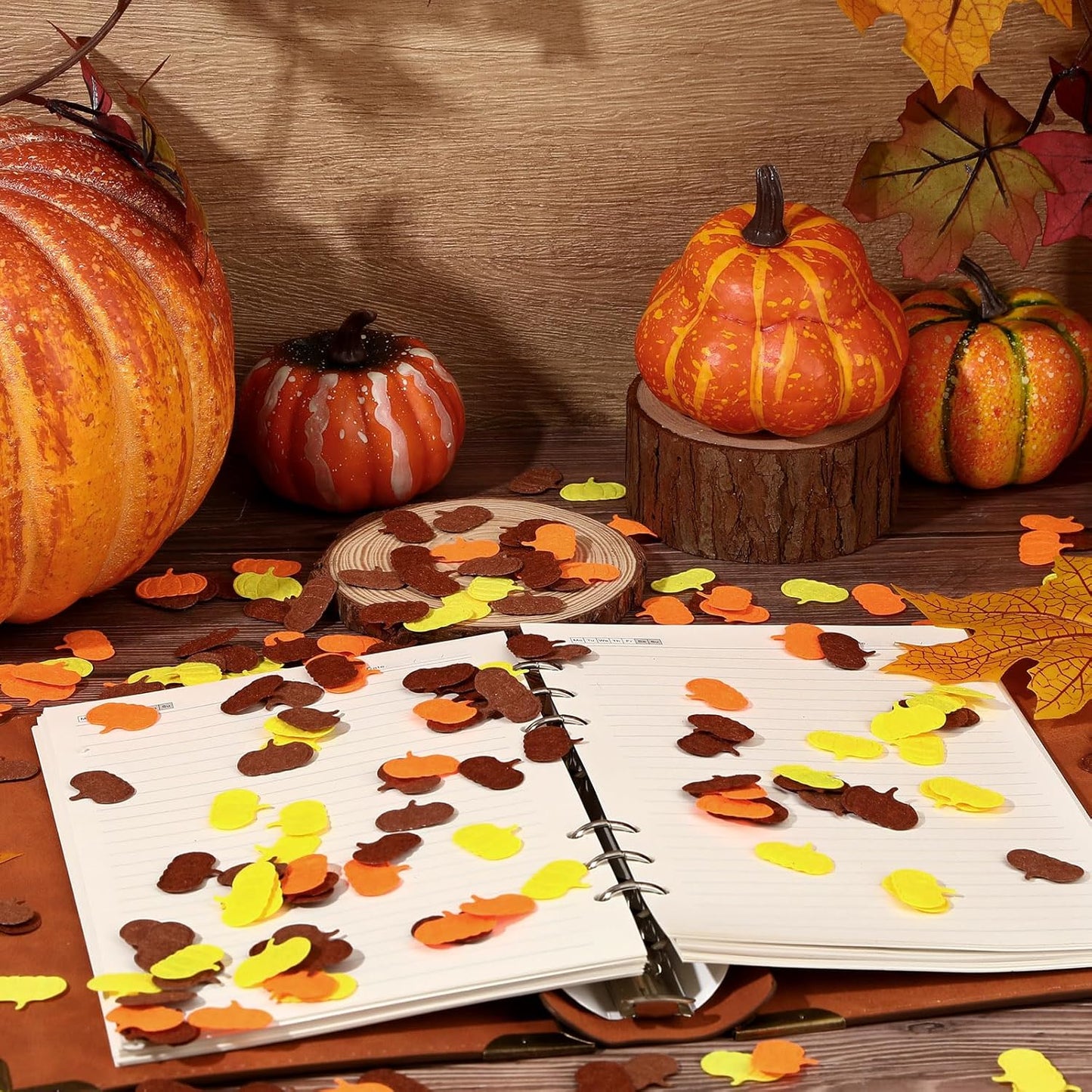 MARFOREVER Fall Felt Pumpkin Confetti, 500Pcs Thanksgiving Pumpkins Confetti Decorations Mixed Fall Colors Table Scatter Centerpiece for Fall Art Crafts Supplies Thanksgiving Party Accessories
