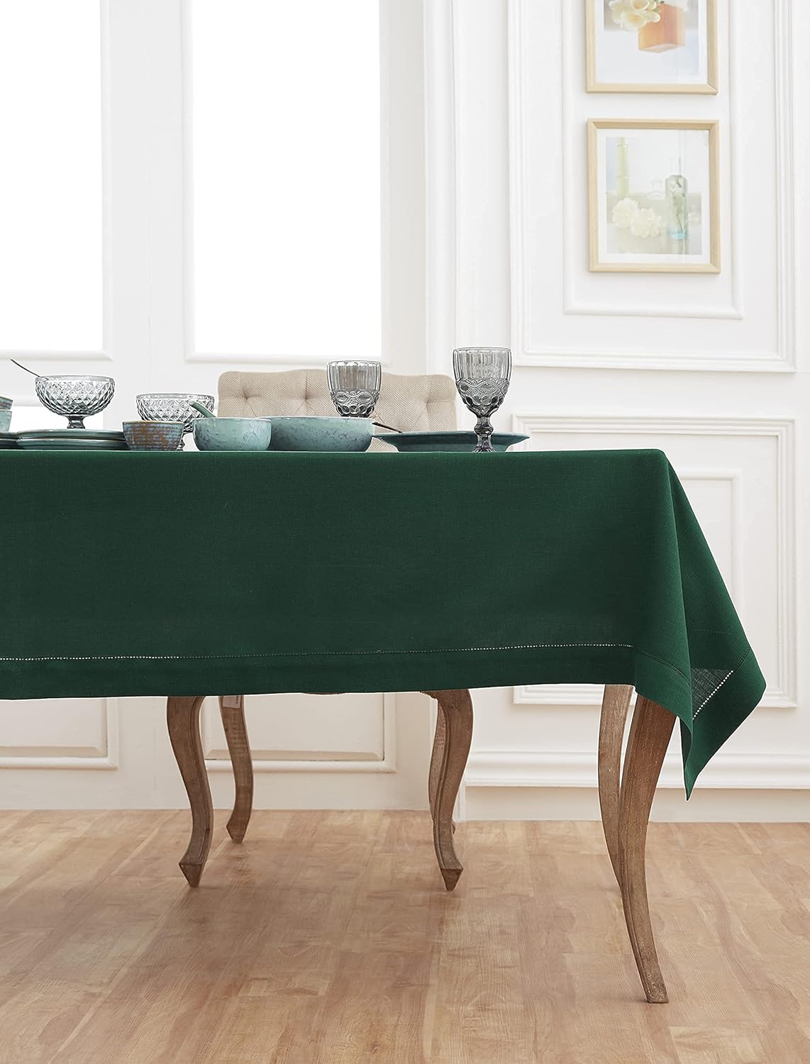 Solino Home Rainforest Green Linen Tablecloth 60 x 108 Inch - Classic Hemstitch, 100% Pure Linen Rectangular Tablecloth - Machine Washable Table Cloth for Fall, Thanksgiving, Christmas, Holiday