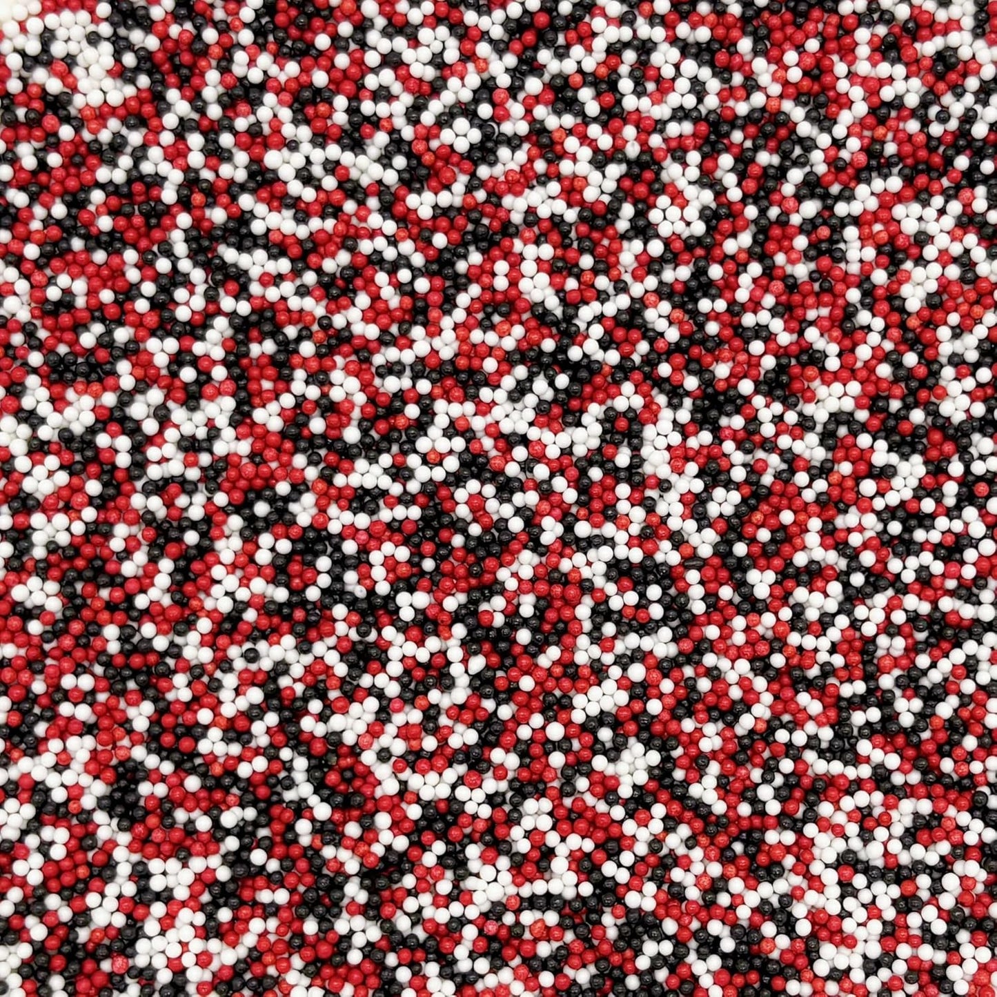 Dynastang 2mm Red & Black & White Pearls Sprinkles Edible Pearls Cake Decorating Stars Cake Decorations Cupcake Toppers Cookie Decorating Perfect for Cakes, Cupcakes, Desserts Toppings 3OZ