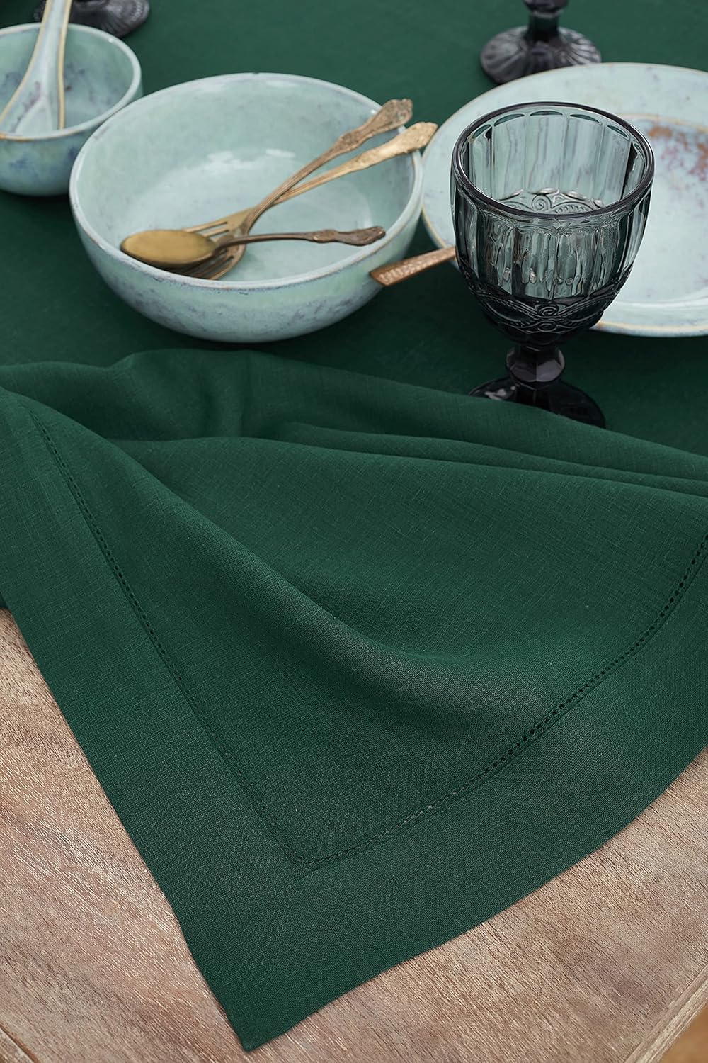 Solino Home Linen Tablecloth 60 x 120 Inch - Classic Hemstitch 100% Pure Linen Rainforest Green Table Cloth for Rectangle Tables - Machine Washable Tablecloth for Fall, Thanksgiving, Christmas