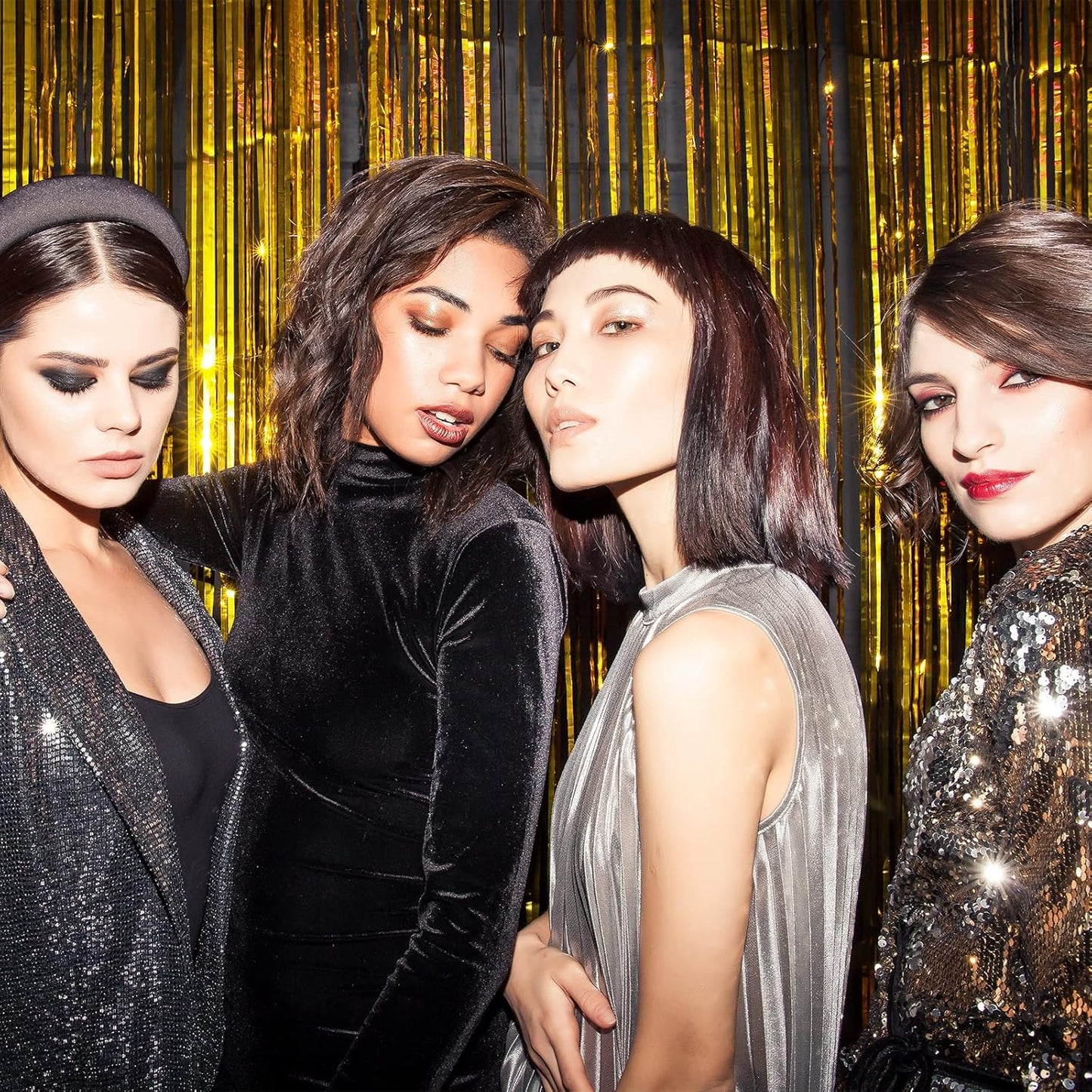 5 Pack Gold Fringe Backdrop 3.2ft x 8.2ft Foil Curtain Tinsel Foil Fringe Curtains Backdrop Tinsel Backdrop Streamers for Birthday Curtain Party Decoration Wedding Christmas Decoration (Gold)