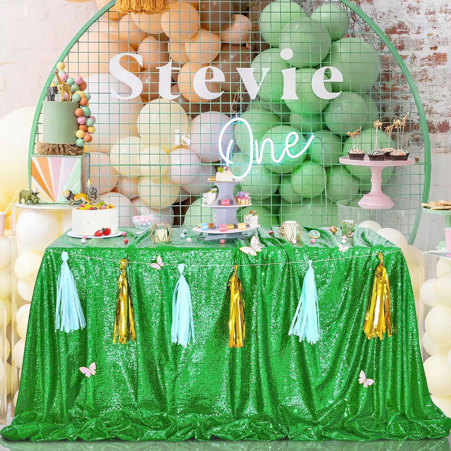 QueenDream 60x102 Inches Green Table Clothes for Parties Birthday Wedding Sequin Tablecloth Cake Table Holiday Banquet Decoration