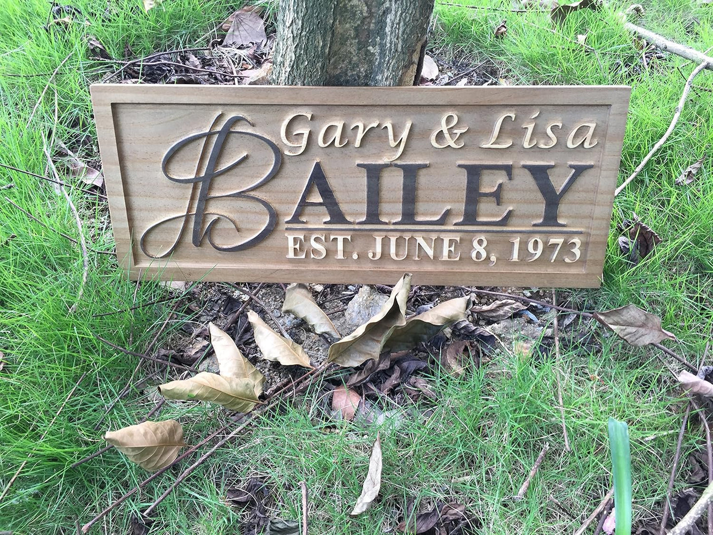 ADVPRO Personalized Custom Made Solid Pine Wood rustic home sign décor - wedding, anniversary, housewarming - fully customized with First/Last/Family name/Surname or date - wpa0002